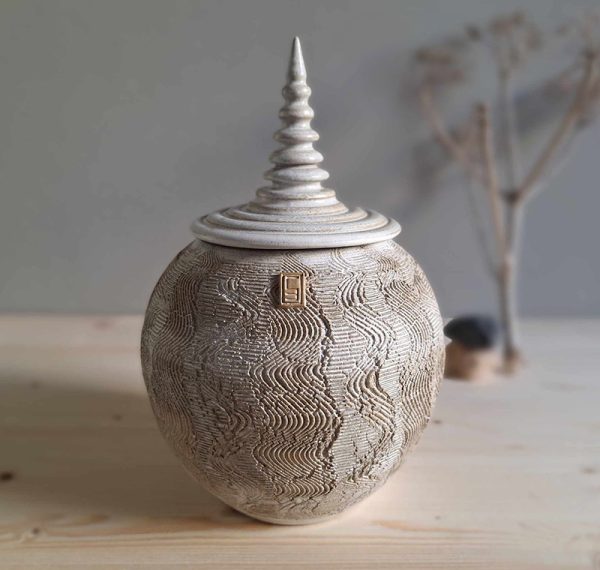 Pagoda Pot
