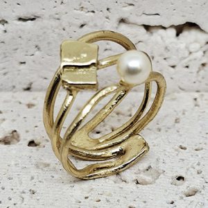 Mother-of-Pearl Ring